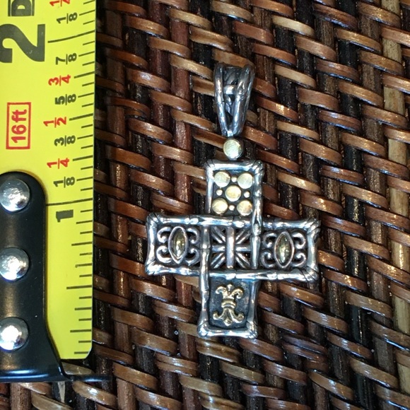John Hardy Cross Pendant - Picture 6 of 6